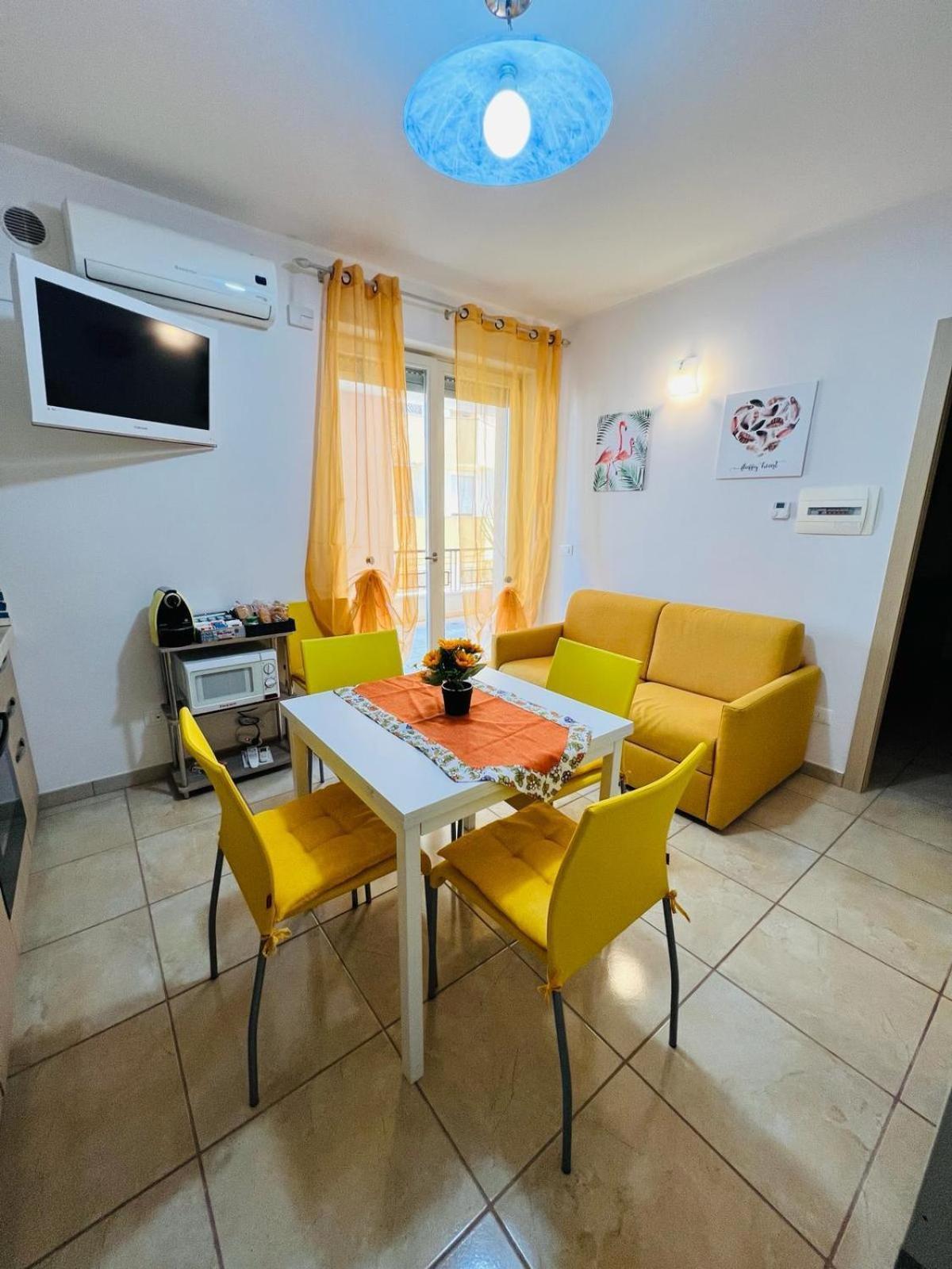 Andrea House Lägenhet Lecce Exteriör bild